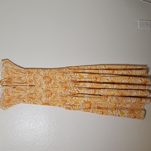 Luxxel Cream and Yellow Dress - Picture 6 of 8